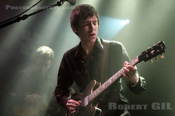 MILES KANE - 2011-03-23 - PARIS - Point Ephemere - 